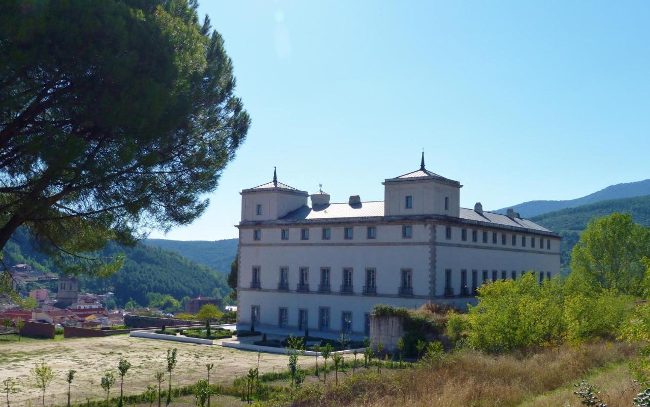 Gredos Abantera Lägenhet Arenas de San Pedro Exteriör bild