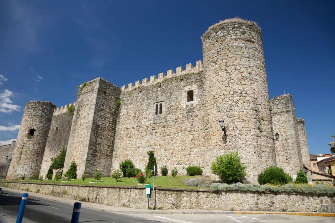Gredos Abantera Lägenhet Arenas de San Pedro Exteriör bild